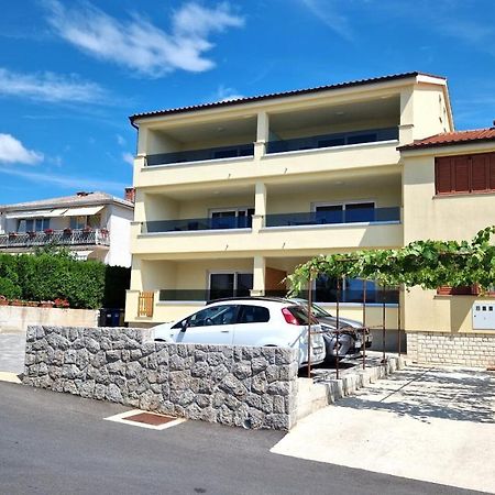 Apartmani Krajinovic Krk Town Exteriér fotografie