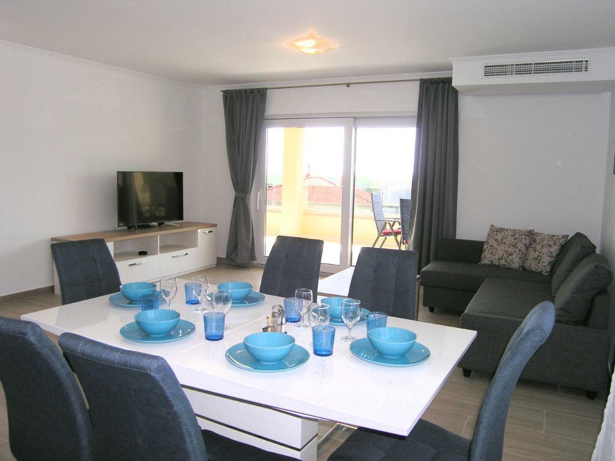Apartmani Krajinovic Krk Town Exteriér fotografie