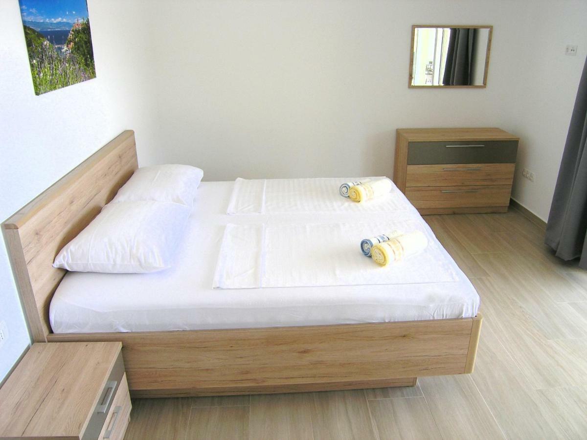Apartmani Krajinovic Krk Town Exteriér fotografie