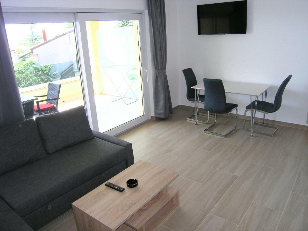 Apartmani Krajinovic Krk Town Exteriér fotografie